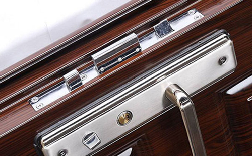 阳西24小时上门开锁公司